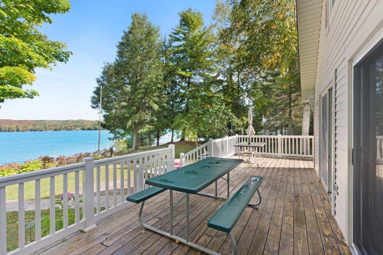 Walloon Lake Cottage 博因城 外观 照片