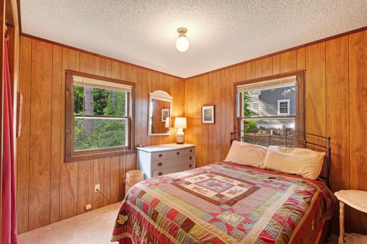 Walloon Lake Cottage 博因城 外观 照片
