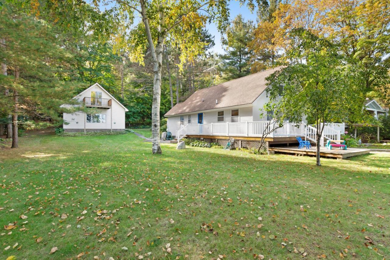 Walloon Lake Cottage 博因城 外观 照片