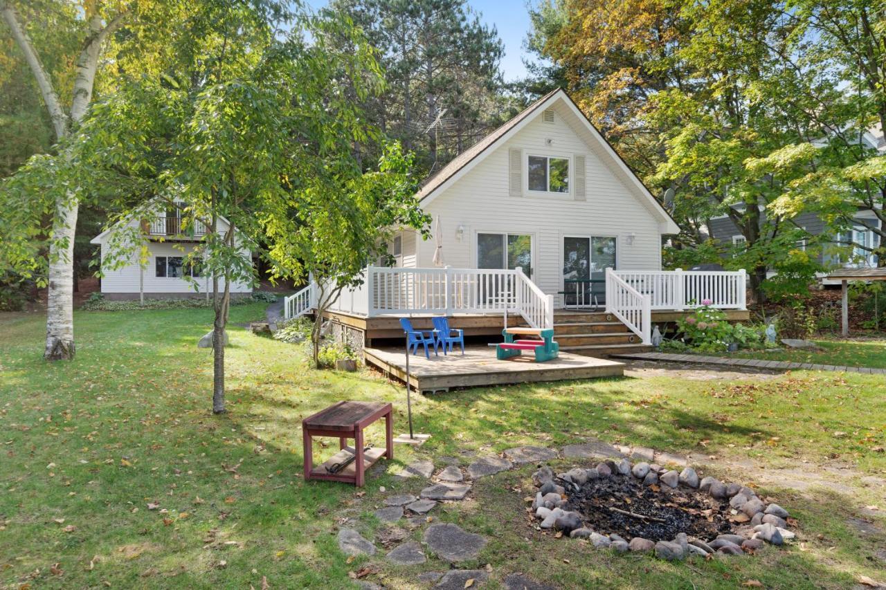 Walloon Lake Cottage 博因城 外观 照片