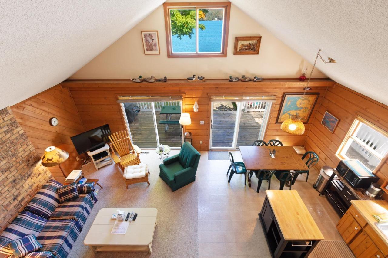 Walloon Lake Cottage 博因城 外观 照片